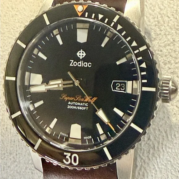 Zodiac Super Sea Wolf 53 Compression Auto Date Classic Sport Mens Watch - Picture 3 of 7